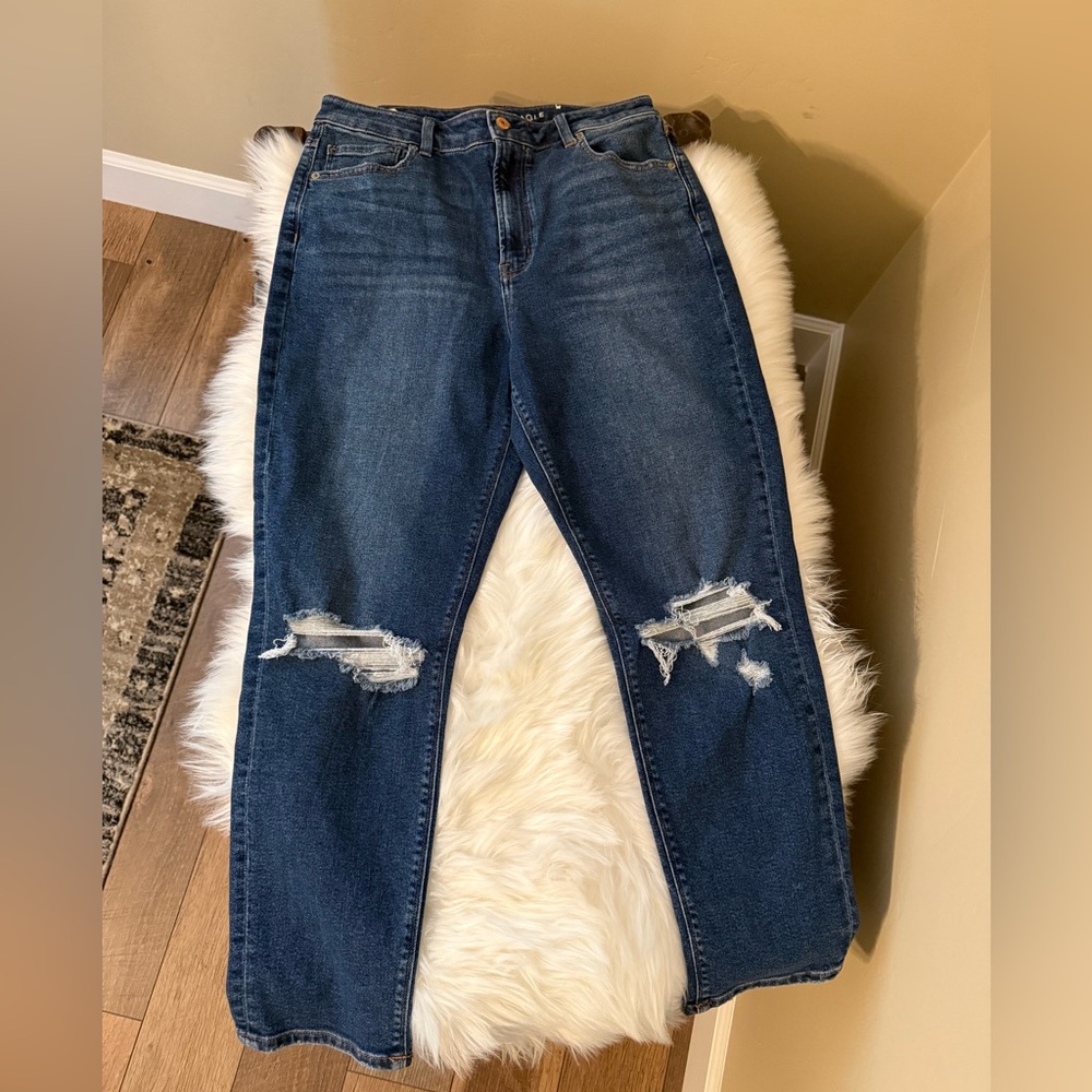 American Eagle Outfitters High Rise Mom Jeans - Dark Blue